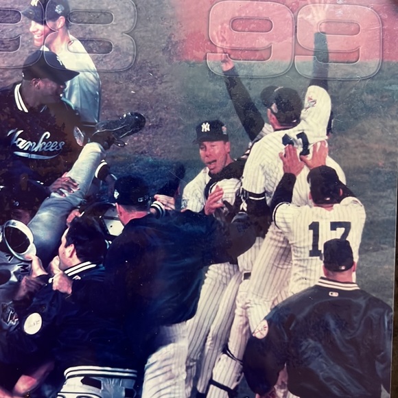 NY Yankees ‘96 ‘98 ‘99 Championship Wooden Plaque Team of The Decade - Picture 4 of 5